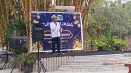 Direktur Perumda Tirta Mulia Karimun, Ferry Kurniawan, S.H., saat memberikan kata sambutan.