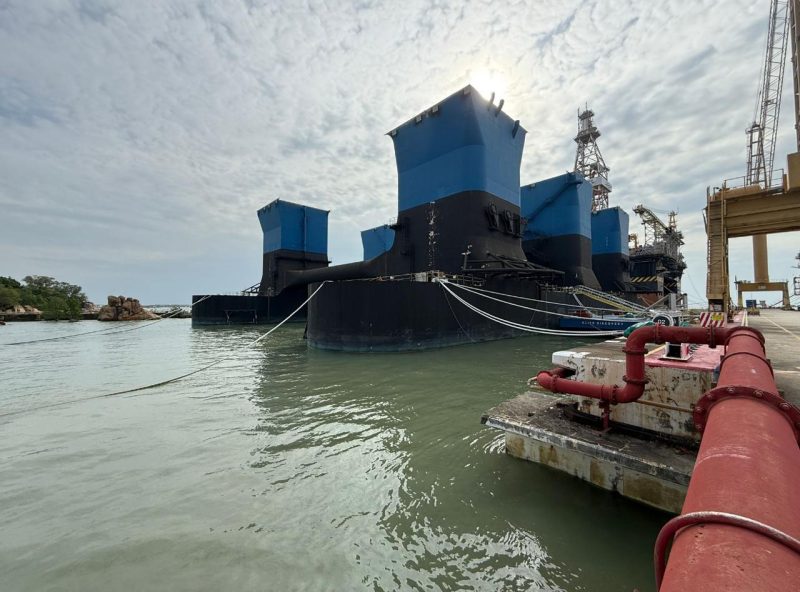 Keberadaan RIG yang meresahkan masyarakat nelayan, bahkan salah satunya sudah lebih dari dua tahun. Foto:Istimewa