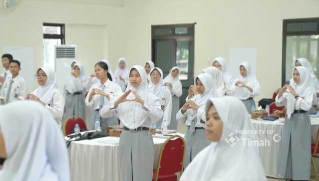 PT Timah (Persero) Tbk telah melahirkan 958 alumni program boarding school sejak tahun 2000 hingga tahun 2026. Foto: Ist/Dok. PT Timah Tbk.