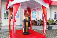 Bupati Karimun, Ing H. Iskandarsyah menjadi pembina upacara Hardiknas 2026.