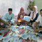 PT Timah (Persero) Tbk menyerahkan bantuan biaya pengobatan bagi Zuliaifanda, bayi berusia 10 bulan asal Desa Kundur. Foto: Ist/Dok. PT Timah Tbk.