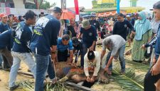 Masjid Jami' Al Falah Kp Melayu, Kelurahan Balai Kota, peserta kurban 8 sapi, 10 kambing.