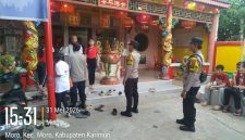 Polres Karimun melakukan pengamanan di tempat ibadah. Foto: Ist/Dok. Humas Polres Karimun