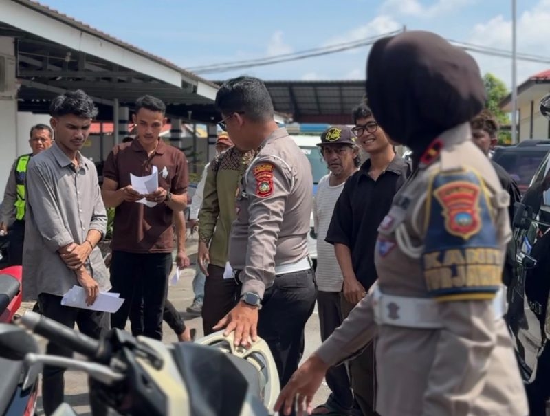 Peran orang tua sangat krusial, sehingga anak tidak berani modifikasi knalpot yang tidak sesuai aturan. Foto: Humas Polres Karimun