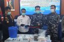 Komandan Kodaeral IV, Bupati Karimun, Danlanal TBK dan Kapolres Karimun menyaksikan pengujian barang bukti oleh Satresnarkoba Polres Karimun.