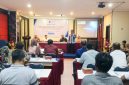 Bupati Karimun, Ing H. Iskandarsyah saat memberikan penjelasan terkait regulasi sedimentasi.